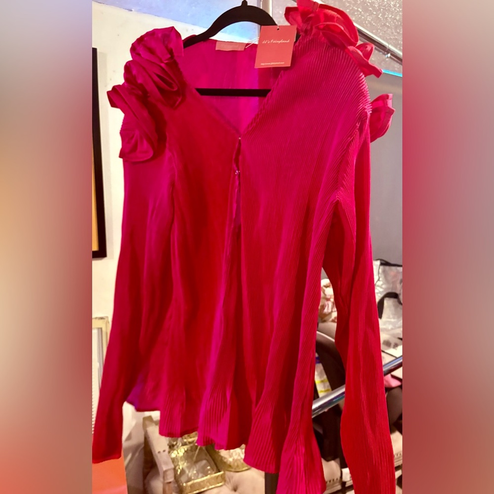 NWT Chic Fuchsia Ruffled Women's Blouse. Available in Small & Large.